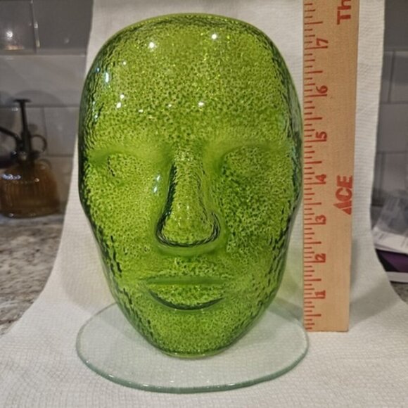 Art Glass Human Face Form - Unique - Unsigned - Green Speckle Glass - Picture 7 of 7